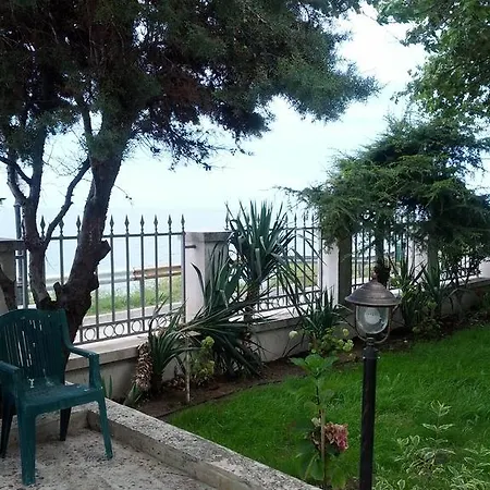 Lichevi בית הארחה רבדה